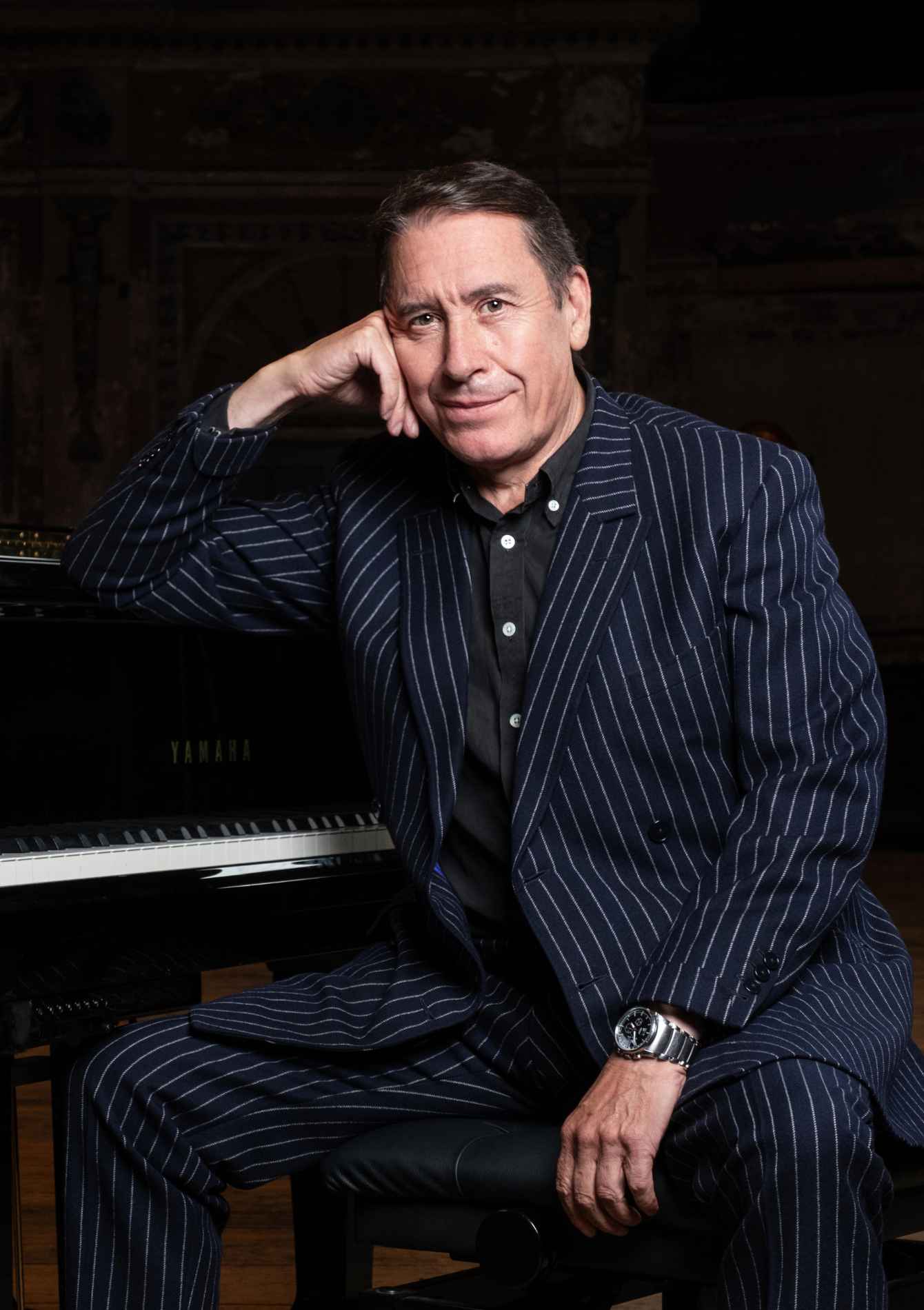 Jools Poster hero 216